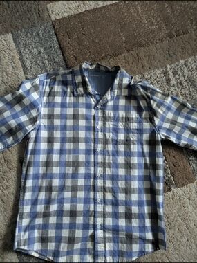 Airwalk Men’s Blue and Gray Plaid Button-Down Shirt